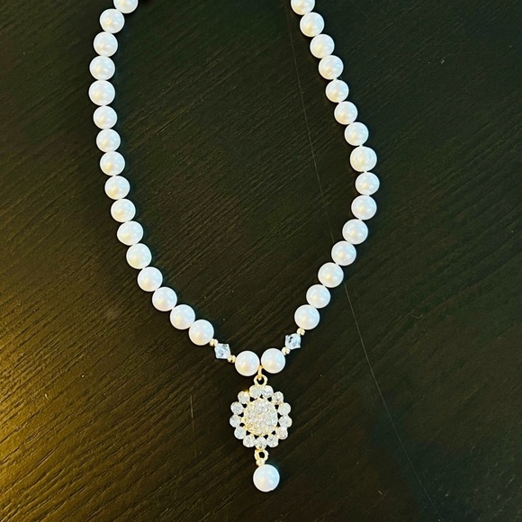 Freshwater pearl cocktail necklace 16”-18” sparkling pendant - Picture 3 of 4